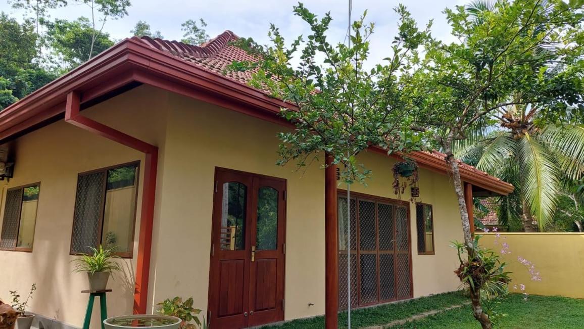 El-Nivasa Villa Weligama Esterno foto